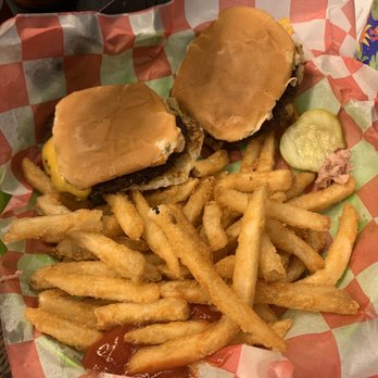 Flat Creek - Kids meal sliders - Barbeque Near Me - Republic, Missouri