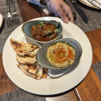 Saffron NOLA - Garlic Naan Plain Naan - Indian Near Me - New Orleans, Louisiana