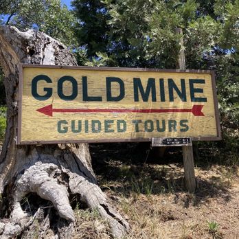 Eagle Mining - Walking from Main Street to the gold mines - Tours Near Me - Julian, California
