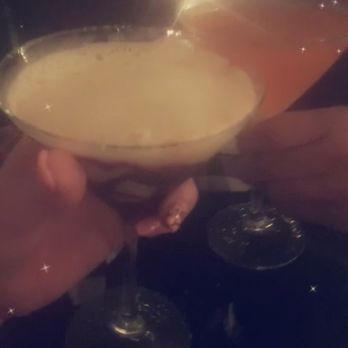 Dani's Italian Bistro - Chocolate Martini and pomegranate martini - Italian Near Me - Staten Island, New York