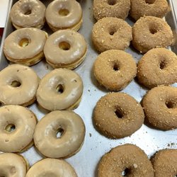Lee's Donuts - Sugar raise, cinnamon crumb