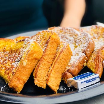 Rooster Café - Texas French Toast - Breakfast & Brunch Near Me - Costa Mesa, California Rooster Café - Texas French Toast - Breakfast & Brunch Near Me - Costa Mesa, California