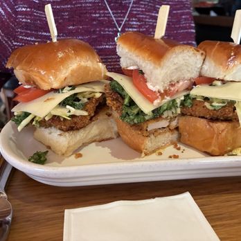 White House Tavern - Chicken club - Burgers Near Me - Aspen, Colorado White House Tavern - Chicken club - Burgers Near Me - Aspen, Colorado