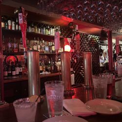 Shays Pub & Wine Bar