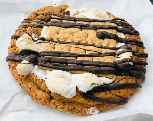 Hot Cookie by null