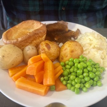 Dales Cottage Cafe - Yorkshire pudding meal - Coffee & Tea Near Me - Skipton, NYK