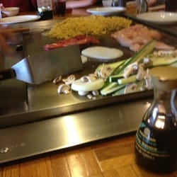 Fuji's Grill & Sushi