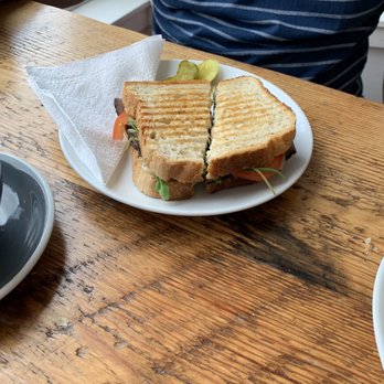 Gigi Blin - Roast beef - Cafes Near Me - Vancouver, British Columbia