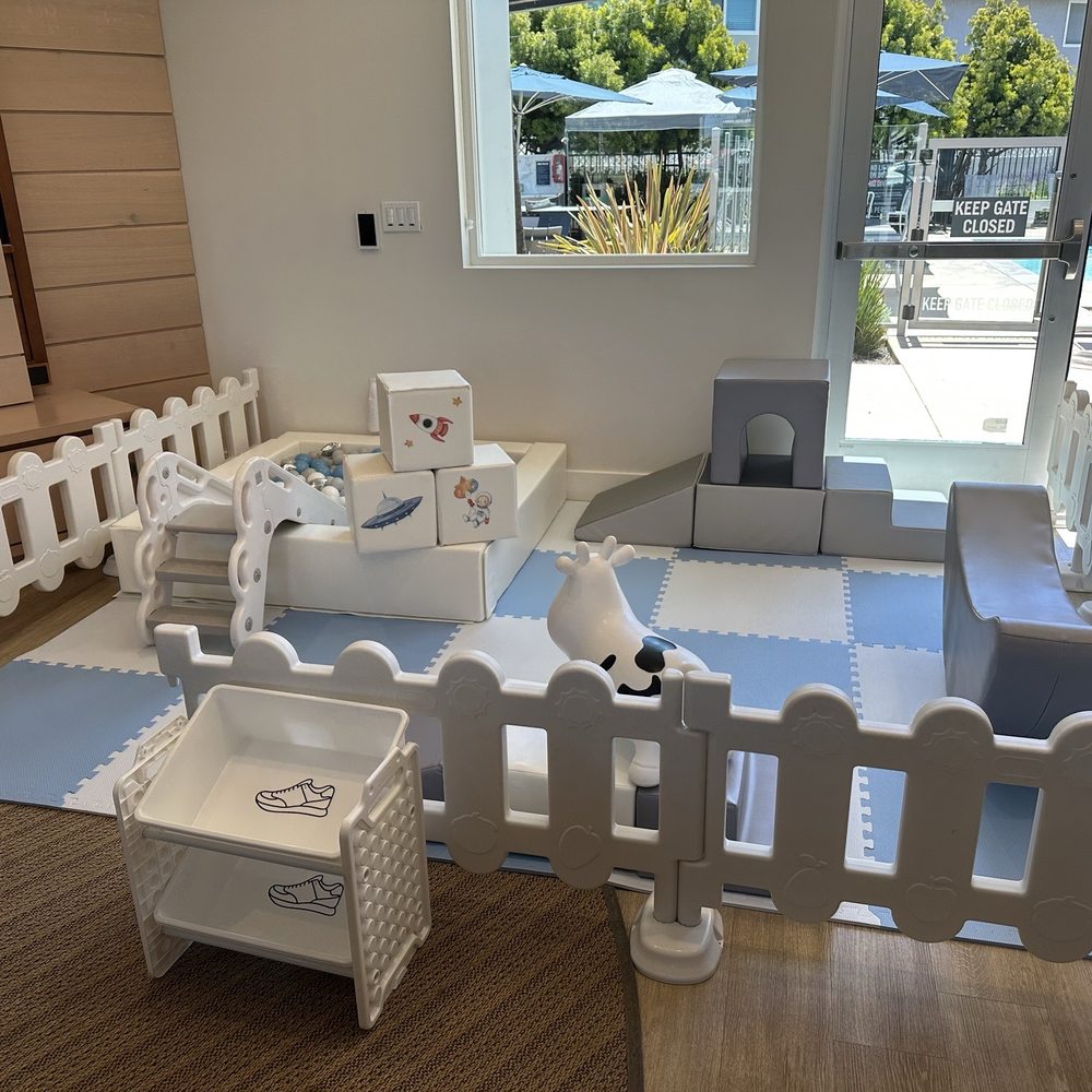 Huynh Events - Soft-play area - Bounce House Rentals Near Me Huynh Events - Soft-play area - Bounce House Rentals Near Me
