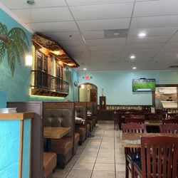 Las Palmas Mexican Restaurant - One of the dining areas