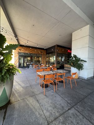 Nando's PERi-PERi by null