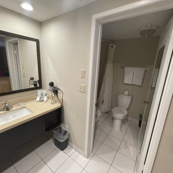 Best Western Pasadena Inn - Hotels Near Me - Pasadena, California Best Western Pasadena Inn - Hotels Near Me - Pasadena, California