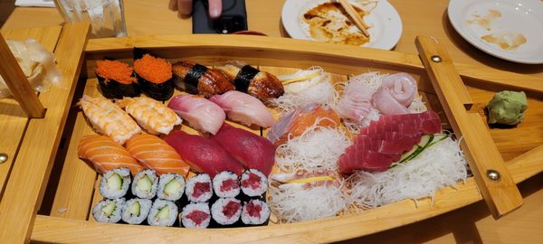 Sushi Tomi by null