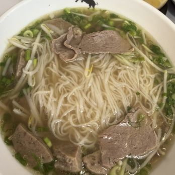 Pho Duoi Bo - Pho tai bo vien w/ regular noodles - Vietnamese Near Me - San Jose, California Pho Duoi Bo - Pho tai bo vien w/ regular noodles - Vietnamese Near Me - San Jose, California