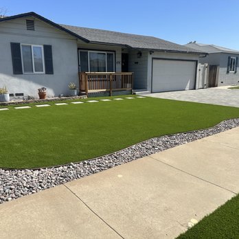 Gorilla Turf & Hardscape - Front yard turf and Arizona river rock. - Artificial Turf Near Me - San Diego, California Gorilla Turf & Hardscape - Front yard turf and Arizona river rock. - Artificial Turf Near Me - San Diego, California