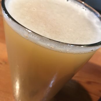 Alameda Brewing - Island Haze - Breweries Near Me - Alameda, California