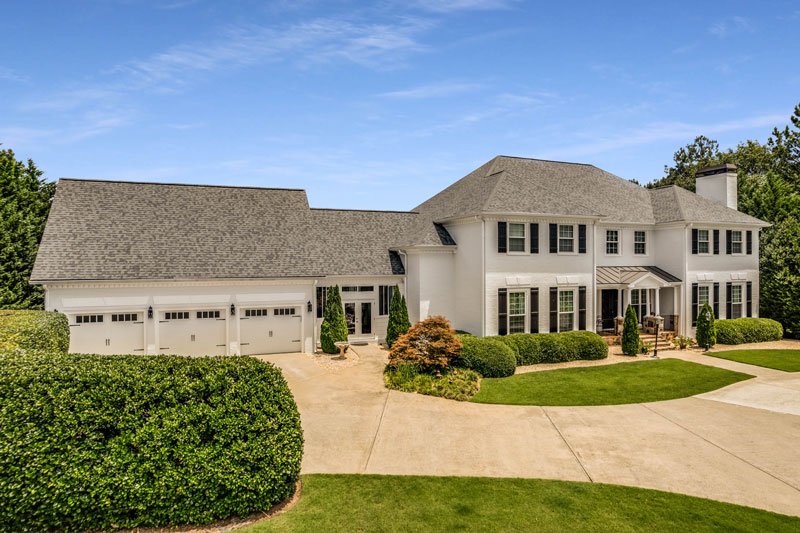 Slide of AP Associates Contracting