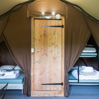 Huttopia White Mountains - Inside of the Trappeur tent. - Campgrounds Near Me - Albany, New Hampshire