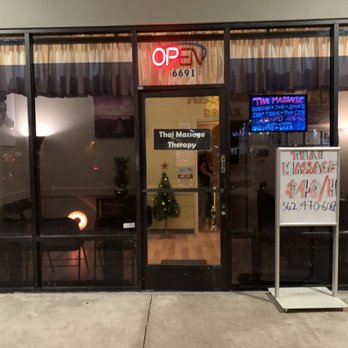 Long Beach Thai Spa - What it looks like outside - Massage Near Me - Long Beach, California Long Beach Thai Spa - What it looks like outside - Massage Near Me - Long Beach, California