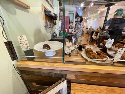 Lit Coffee Roastery & Bakeshop by null