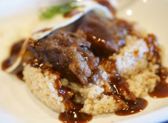 Photo of Moena Café - Honolulu, HI, United States. Wowzers *got that GRAVY Drizzled On top that SHORT RIB LOCO MOCO *9/13/19