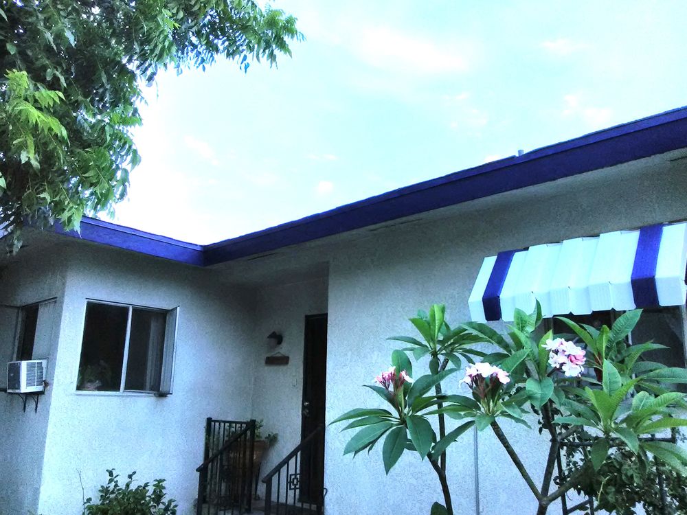 Slide of Bob's Roofing & Handyman