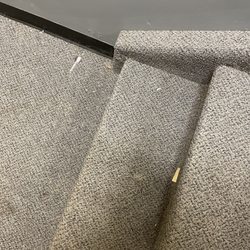 Holiday Inn & Suites Lima - Stairs - only one operating elevator.