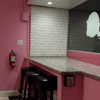 Loard's Ice Cream - Front window seats - Ice Cream & Frozen Yogurt Near Me - Livermore, California Loard's Ice Cream - Front window seats - Ice Cream & Frozen Yogurt Near Me - Livermore, California