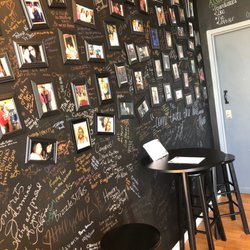 Pikes Pipes - Waiting area