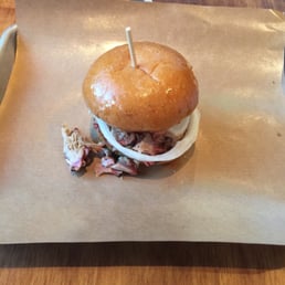 Pulled Pork Sandwich Pulled Pork Sandwich