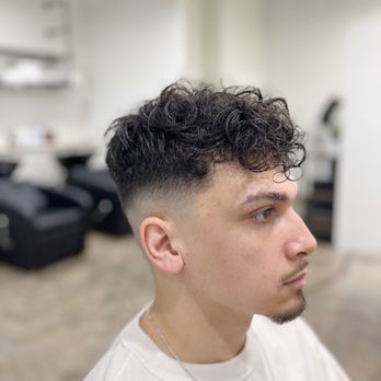 Fade Edition - Mid skin fade - Men's Hair Salons Near Me - Pasadena, California