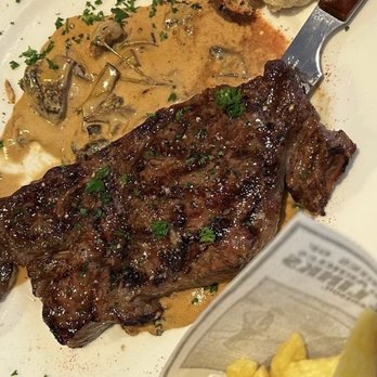 L'Anvers du Decor - Steak - French Near Me - Paris, 75 L'Anvers du Decor - Steak - French Near Me - Paris, 75