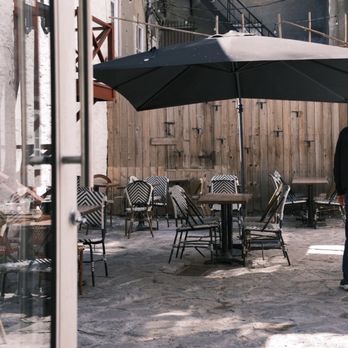 Cafe la Maison Smith - Patio - Coffee & Tea Near Me - Quebec City, Quebec