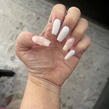 Gallery Nails Bar - Nail Salons Near Me - Queen Creek, Arizona