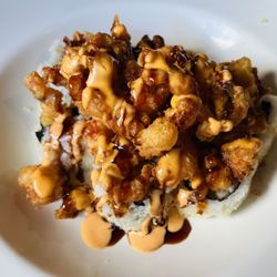 Dong Hae Sushi - Popcorn lobster roll