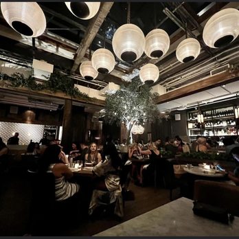 Aba - Dining room - Mediterranean Near Me - Chicago, Illinois