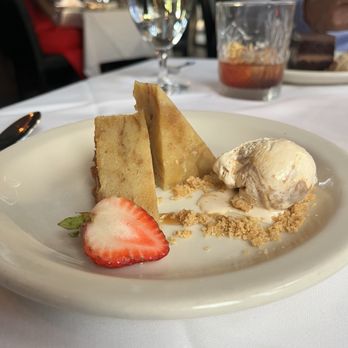 Brenner's on the Bayou - Dessert- Bread Pudding - Steakhouses Near Me - Houston, Texas