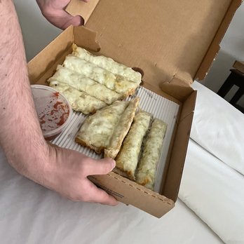 Bottoms Up Pizza - Pizza Near Me - Richmond, Virginia Bottoms Up Pizza - Pizza Near Me - Richmond, Virginia