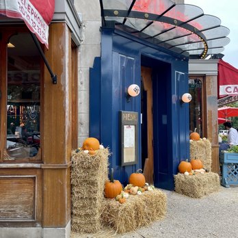 Le Diplomate - Brasseries Near Me - Washington, DC, District of Columbia