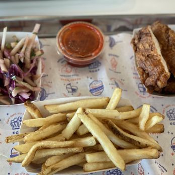 Super Duper Burgers - Chicken - Burgers Near Me - Roseville, California