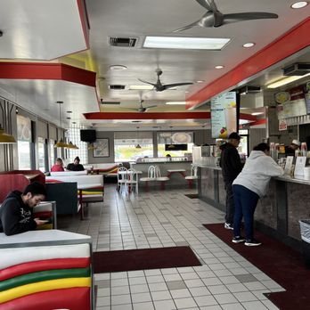 Tom's #1 - IG: happyfoodieoc - Burgers Near Me - Ontario, California Tom's #1 - IG: happyfoodieoc - Burgers Near Me - Ontario, California