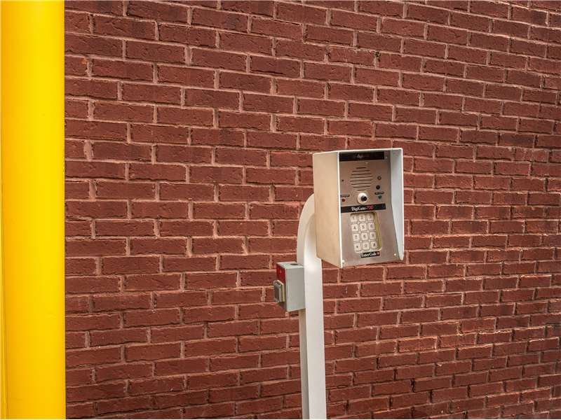 EXTRA SPACE STORAGE Updated June 2024 13 Photos 2050 Gravel