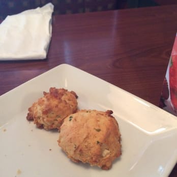 Ruby Tuesday - Garlic cheese biscuit complimentary - Burgers Near Me - Gulf Breeze, Florida