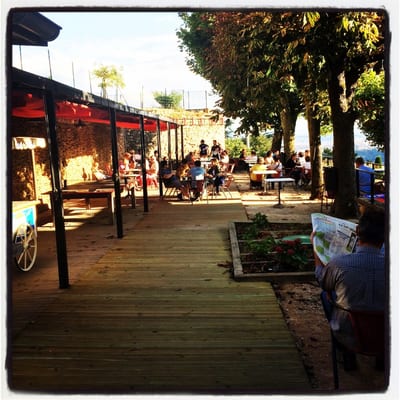 Restaurant L'Ermitage Cuisine à Manger by null