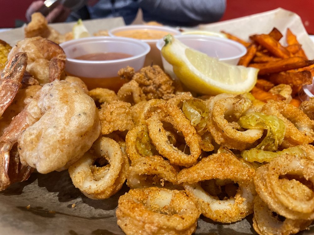 Social spots from Shaking Crab