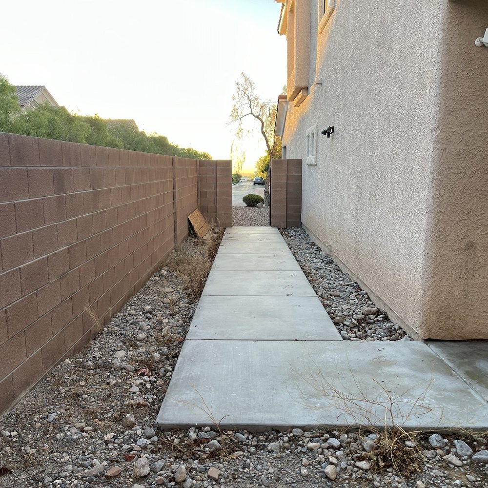 Big Bully Turf - Before photos - Landscaping Near Me - Henderson, Nevada Big Bully Turf - Before photos - Landscaping Near Me - Henderson, Nevada