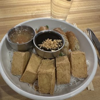 Saigon Cafe - Vietnamese Near Me - Saint Louis, Missouri Saigon Cafe - Vietnamese Near Me - Saint Louis, Missouri