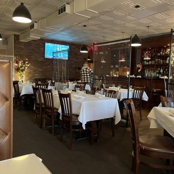 App's Ristorante - A great mix of class and comfort! - Italian Near Me - West Haven, Connecticut