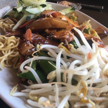 Pei Wei Asian Kitchen - Dan Dan Noodles with Tofu - Asian Fusion Near Me - Miami, Florida Pei Wei Asian Kitchen - Dan Dan Noodles with Tofu - Asian Fusion Near Me - Miami, Florida