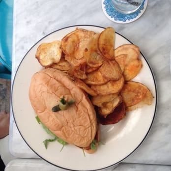 Ocho - Hamburger - Lounges Near Me - San Antonio, Texas